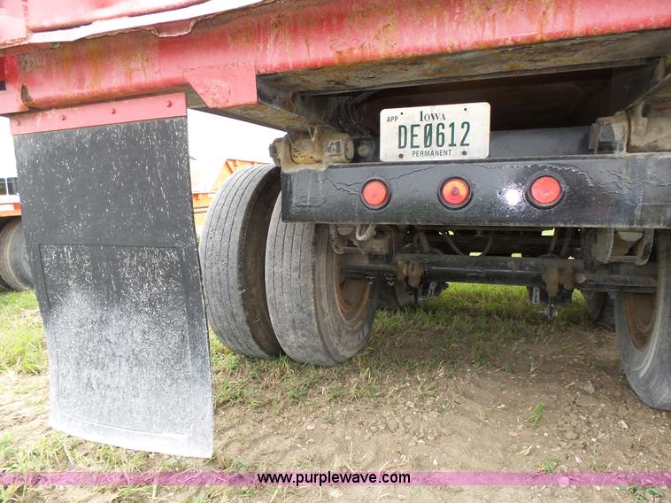 image for item L4000 1992 Timpte end dump pup trailer