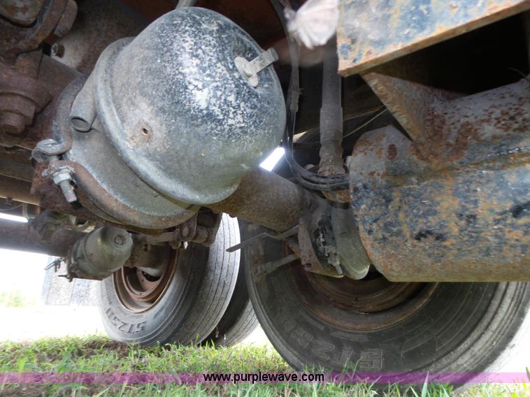 image for item L4000 1992 Timpte end dump pup trailer