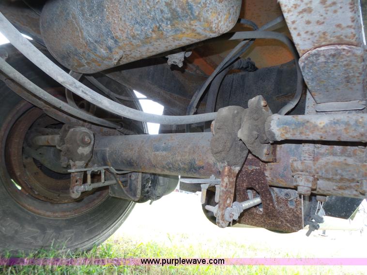 image for item L4000 1992 Timpte end dump pup trailer