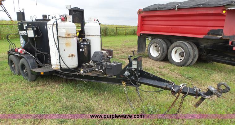 image for item L4001 2001 Crafco Poly Patch Applicator pot hole patcher