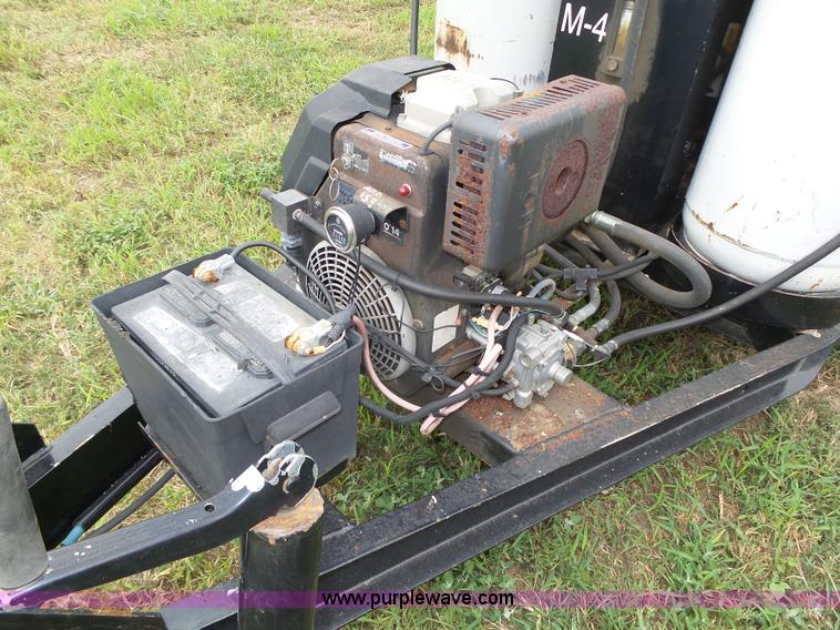 image for item L4001 2001 Crafco Poly Patch Applicator pot hole patcher