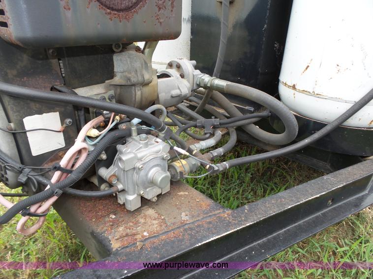 image for item L4001 2001 Crafco Poly Patch Applicator pot hole patcher