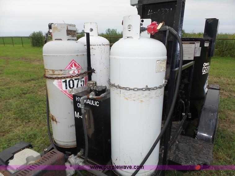 image for item L4001 2001 Crafco Poly Patch Applicator pot hole patcher