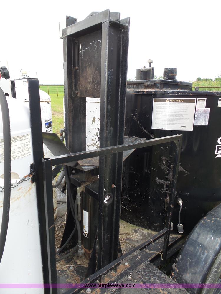 image for item L4001 2001 Crafco Poly Patch Applicator pot hole patcher