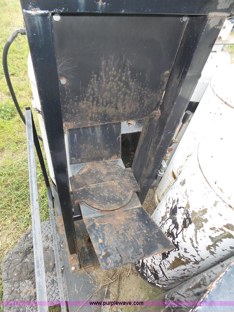 image for item L4001 2001 Crafco Poly Patch Applicator pot hole patcher