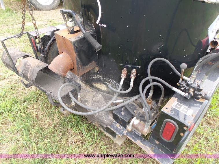 image for item L4001 2001 Crafco Poly Patch Applicator pot hole patcher