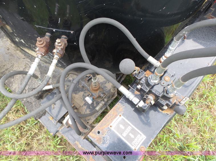 image for item L4001 2001 Crafco Poly Patch Applicator pot hole patcher