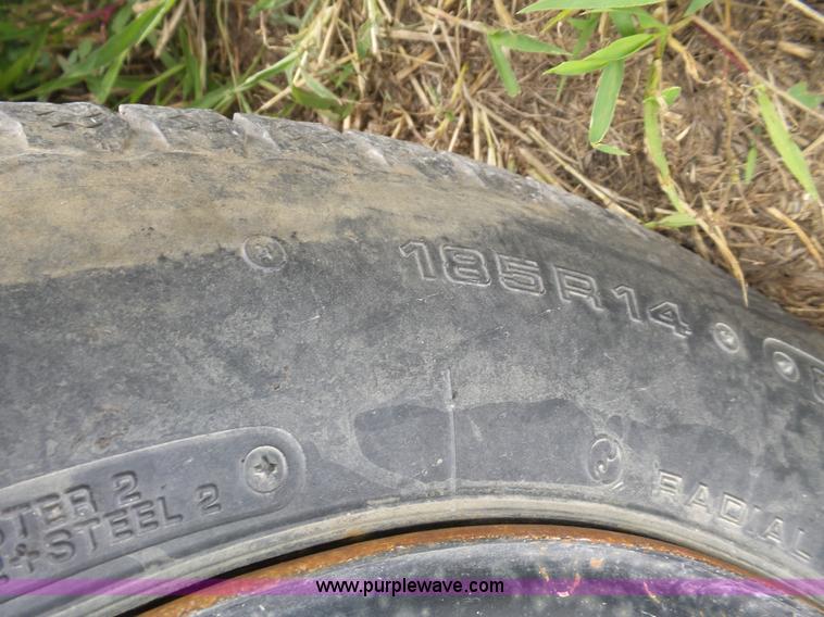 image for item L4001 2001 Crafco Poly Patch Applicator pot hole patcher