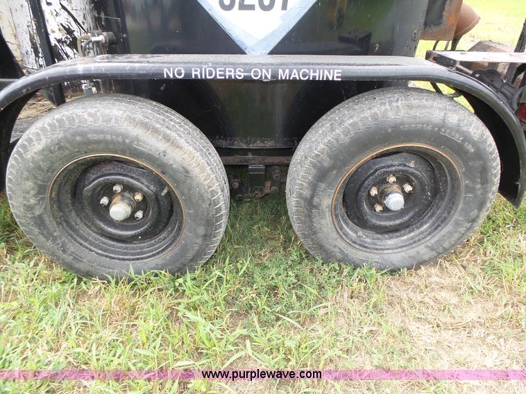 image for item L4001 2001 Crafco Poly Patch Applicator pot hole patcher