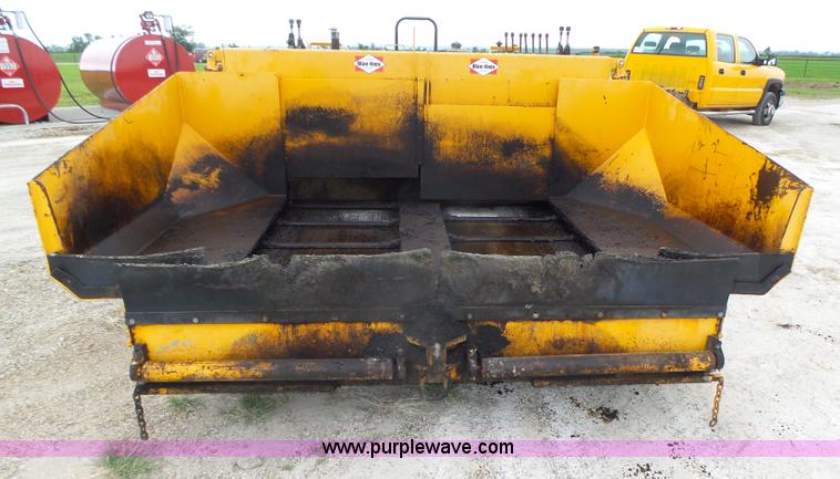image for item L4002 Blaw Knox PF-855 paver