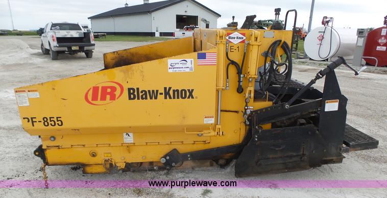 image for item L4002 Blaw Knox PF-855 paver