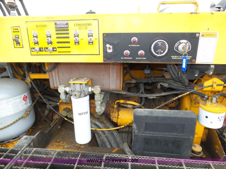 image for item L4002 Blaw Knox PF-855 paver