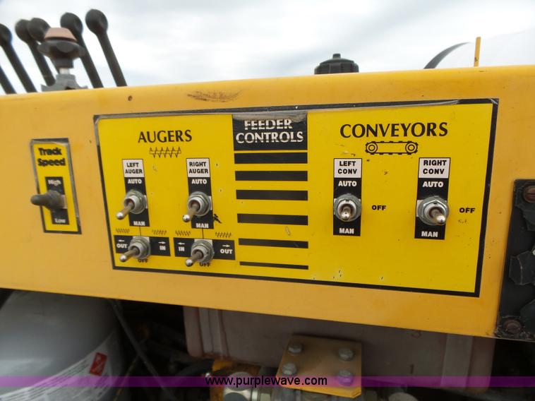 image for item L4002 Blaw Knox PF-855 paver