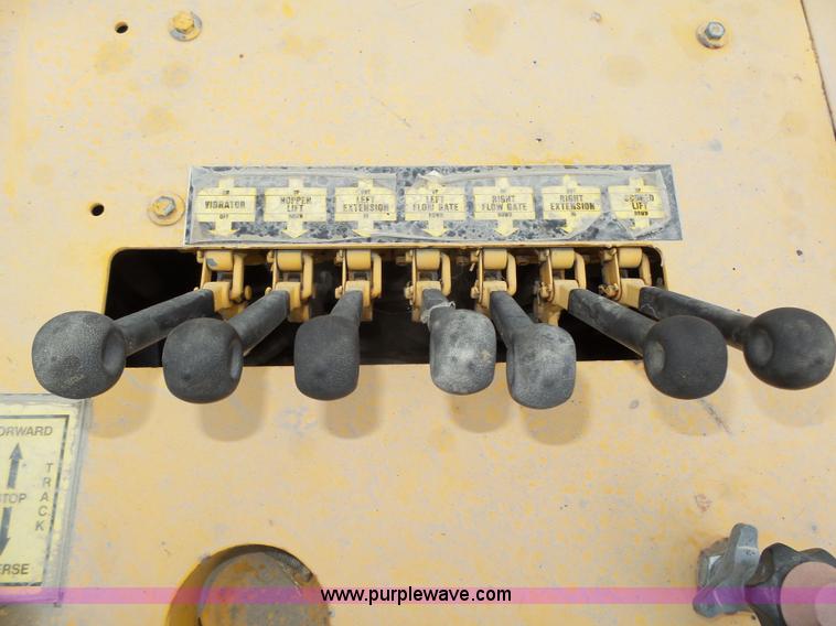 image for item L4002 Blaw Knox PF-855 paver