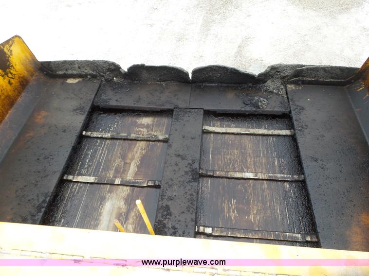 image for item L4002 Blaw Knox PF-855 paver