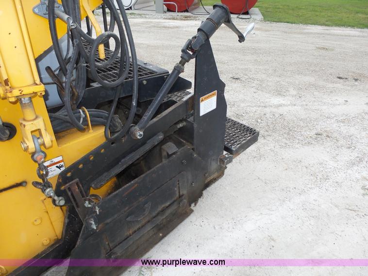 image for item L4002 Blaw Knox PF-855 paver