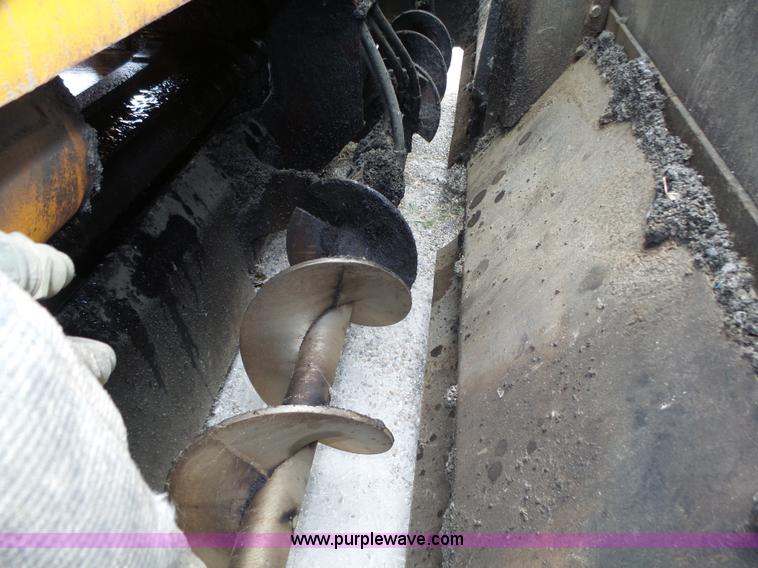 image for item L4002 Blaw Knox PF-855 paver