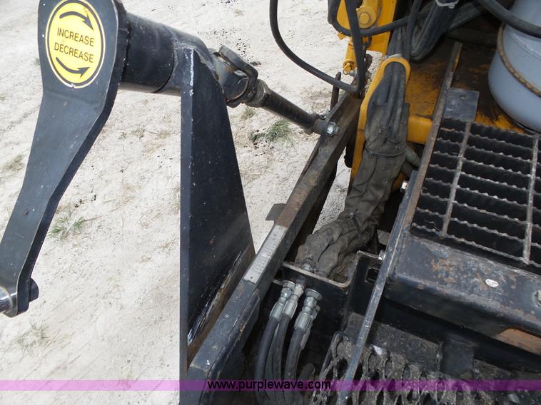 image for item L4002 Blaw Knox PF-855 paver