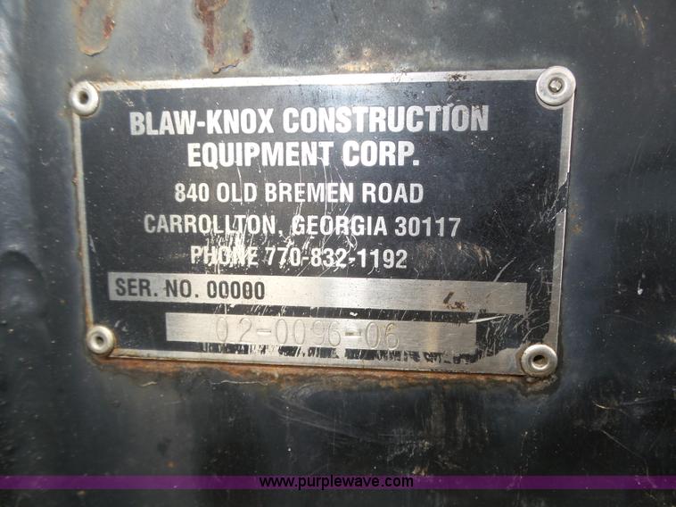 image for item L4002 Blaw Knox PF-855 paver