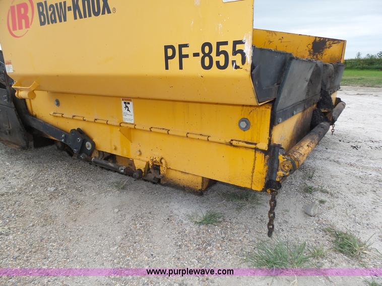 image for item L4002 Blaw Knox PF-855 paver