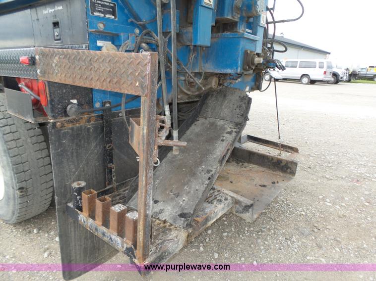 image for item L4004 2003 International DuraStar 4300 pothole patching truck