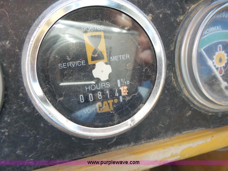 image for item L4018 1980 Caterpillar 955L track loader