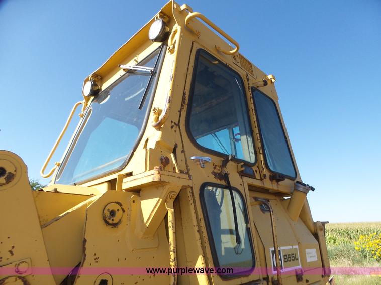 image for item L4018 1980 Caterpillar 955L track loader