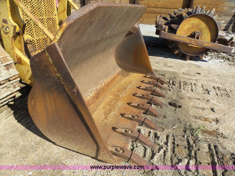 image for item L4018 1980 Caterpillar 955L track loader