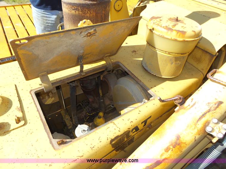 image for item L4018 1980 Caterpillar 955L track loader