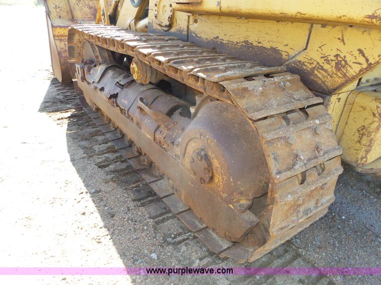 image for item L4018 1980 Caterpillar 955L track loader