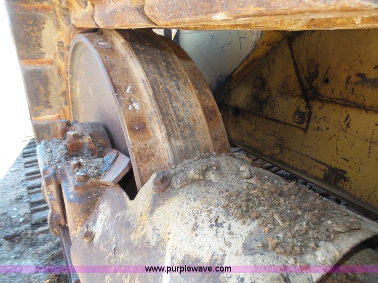 image for item L4018 1980 Caterpillar 955L track loader