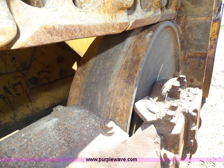 image for item L4018 1980 Caterpillar 955L track loader