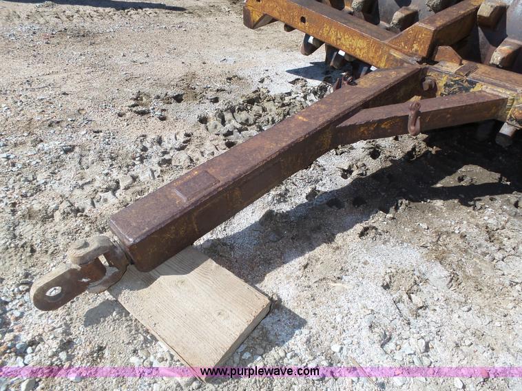 image for item L4019 Etourneau double drum padfoot roller