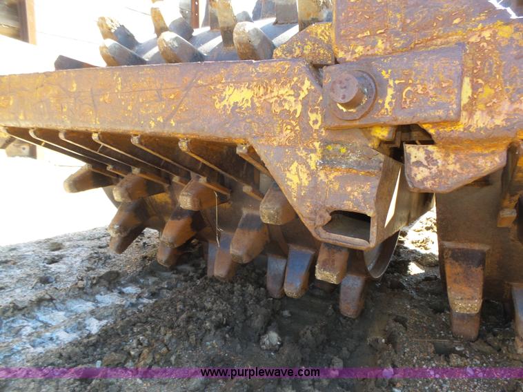 image for item L4019 Etourneau double drum padfoot roller