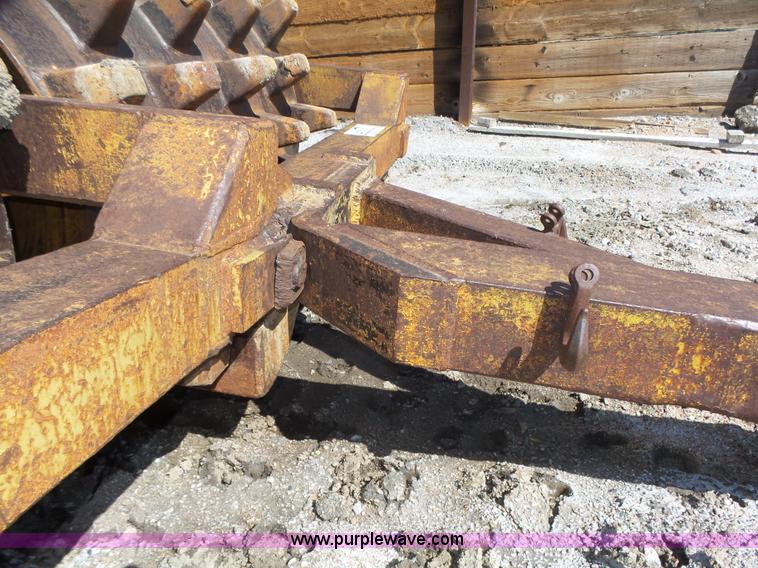 image for item L4019 Etourneau double drum padfoot roller