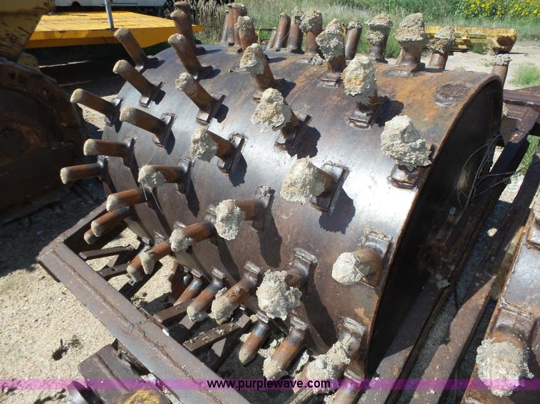 image for item L4020 Double drum sheeps foot roller