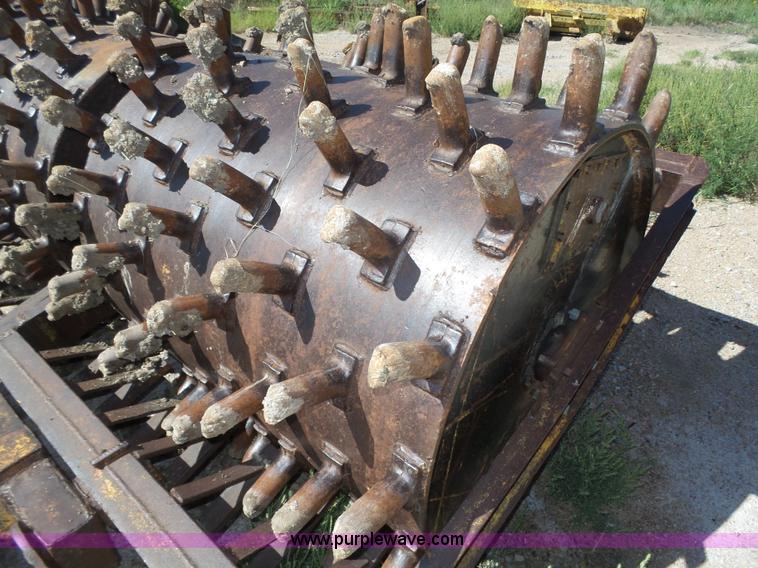 image for item L4020 Double drum sheeps foot roller