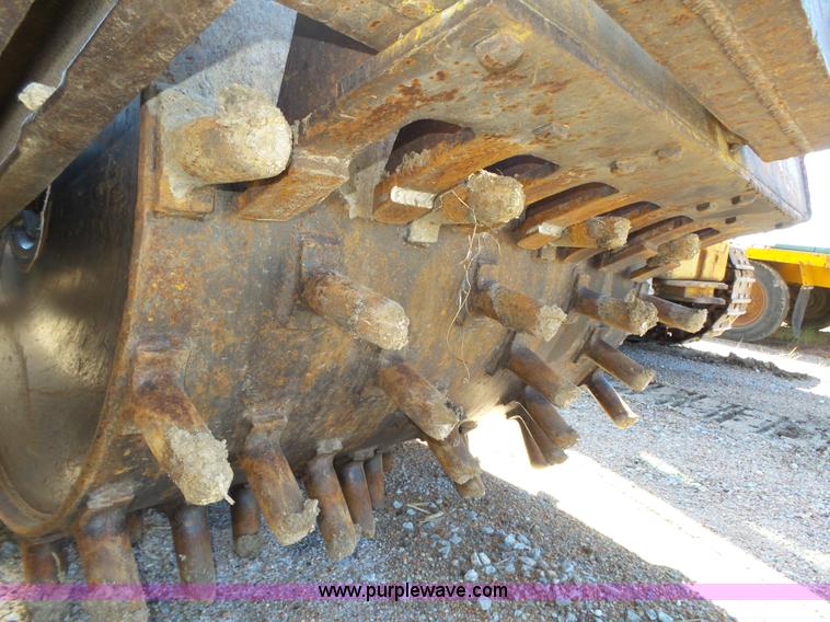 image for item L4020 Double drum sheeps foot roller