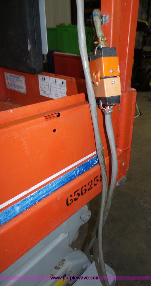 image for item L4038 2004 Sky Jack SJIII 3219 scissor lift