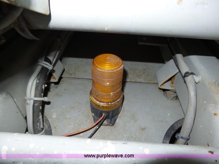 image for item L4038 2004 Sky Jack SJIII 3219 scissor lift