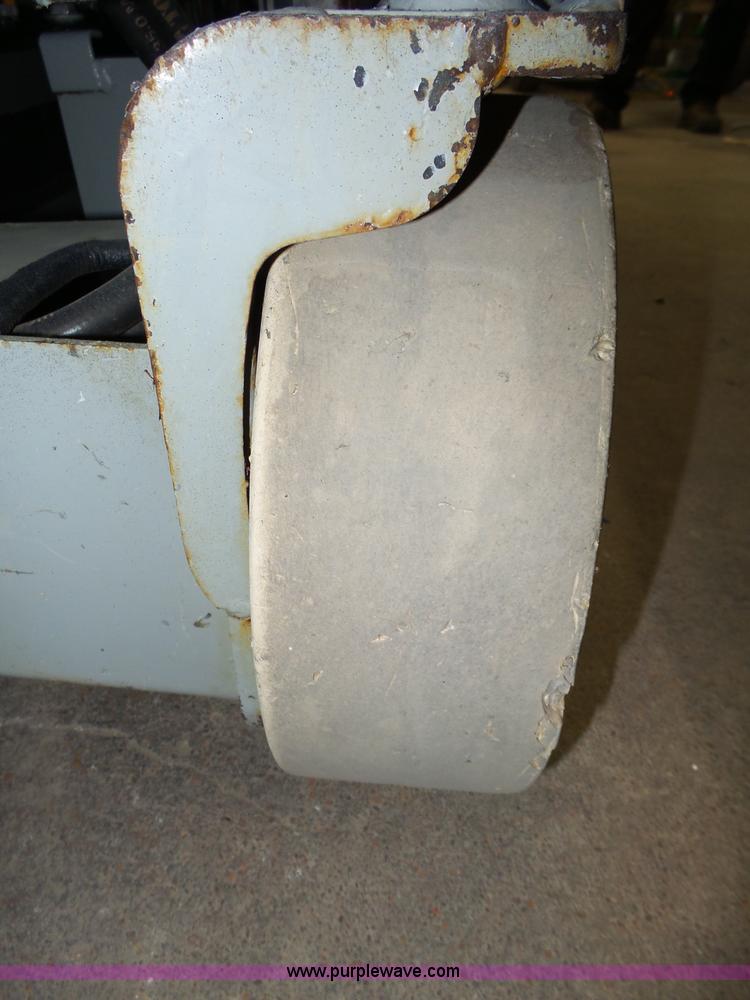 image for item L4038 2004 Sky Jack SJIII 3219 scissor lift