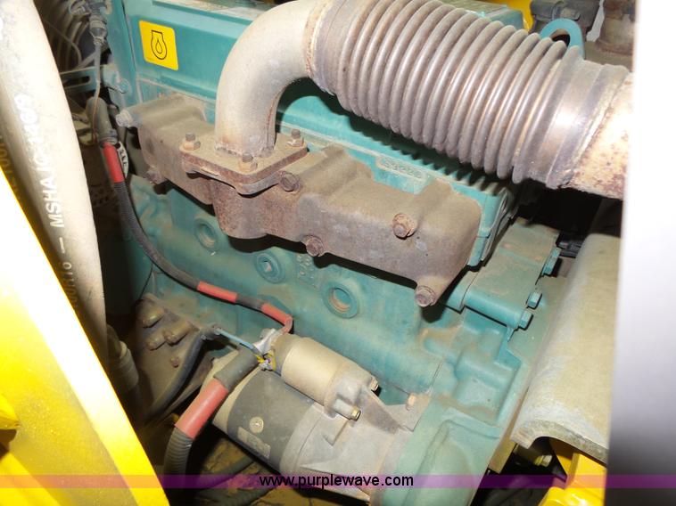 image for item L4039 2006 Volvo MC80B skid steer