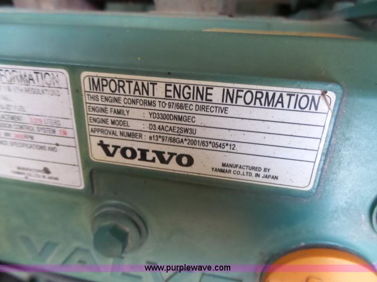 image for item L4039 2006 Volvo MC80B skid steer