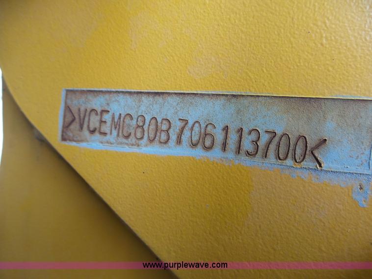 image for item L4039 2006 Volvo MC80B skid steer