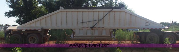 image for item L5990 2005 Pack Mule BDT-40 bottom dump trailer