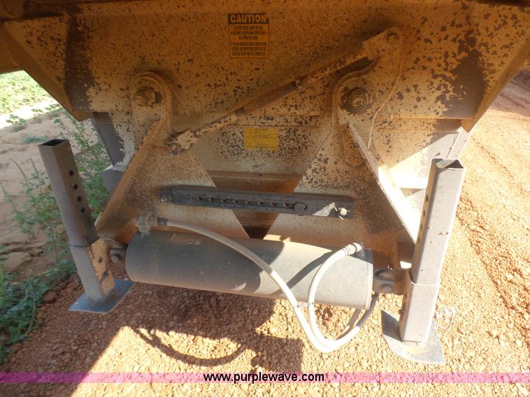 image for item L5990 2005 Pack Mule BDT-40 bottom dump trailer