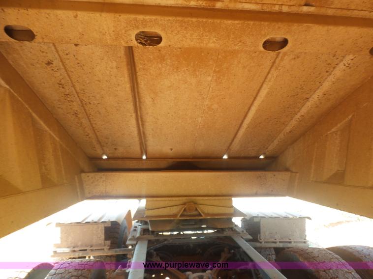 image for item L5990 2005 Pack Mule BDT-40 bottom dump trailer