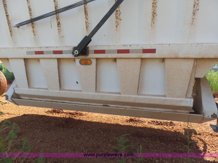 image for item L5990 2005 Pack Mule BDT-40 bottom dump trailer