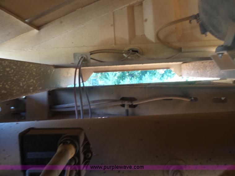 image for item L5990 2005 Pack Mule BDT-40 bottom dump trailer