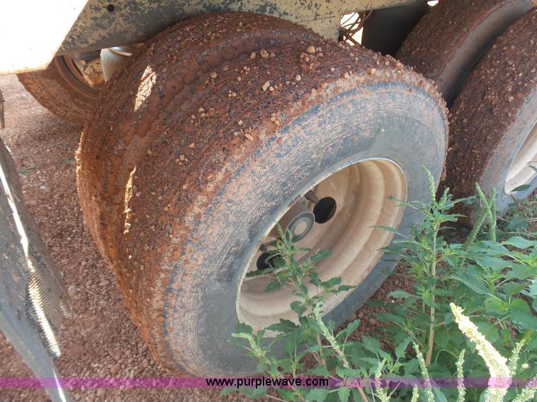 image for item L5990 2005 Pack Mule BDT-40 bottom dump trailer